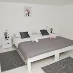 Apartament Olive 2 *