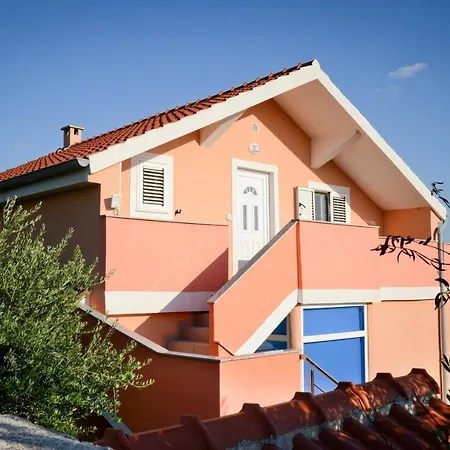 Olive 2 * Zadar