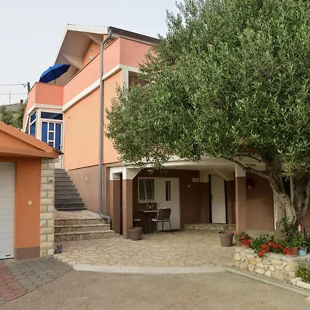 Apartment Olive 2