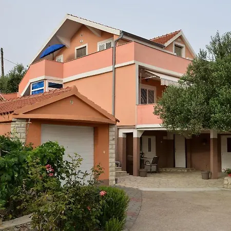 Olive 2 * زادار