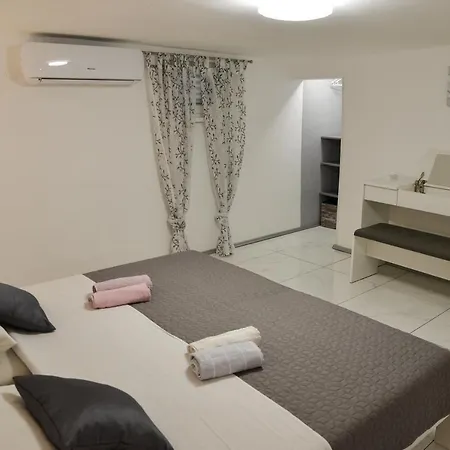 Olive 2 * Zadar
