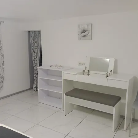 Apartment Olive 2 *