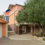 شقة Olive 2